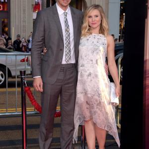 Kristen Bell and Dax Shepard at event of This Is Where I Leave You 2014