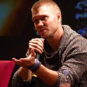 Chad Michael Murray at Back To OTH convention Nimes France