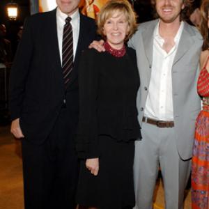 Michael Eisner, Breck Eisner and Jane Eisner at event of Sahara (2005)