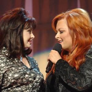 Naomi Judd and Wynonna Judd at event of The 5th Annual TV Land Awards 2007