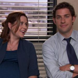 Still of Jenna Fischer and John Krasinski in The Office 2005