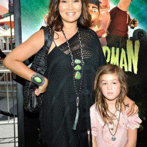 Tia Carrere at event of Paranormanas (2012)
