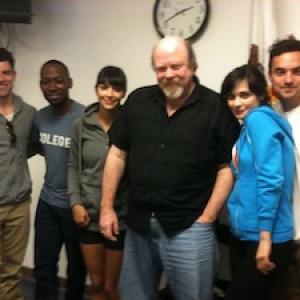 PHIL HENDRIE on the set of NEW GIRL