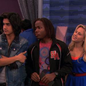 With Avan Jogia and Leon Thomas on Victorious.
