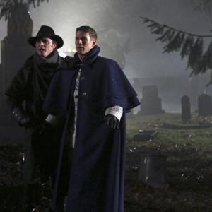 Still of David Anders and Chad Michael Collins in Once Upon a Time 2011