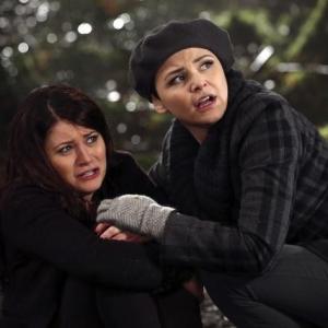 Still of Emilie de Ravin and Ginnifer Goodwin in Once Upon a Time (2011)