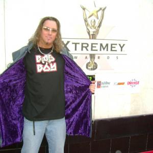 Action Sports Pioneer, Rich Hopkins rocks the purple velvet at the 2007 Xtremey Awards