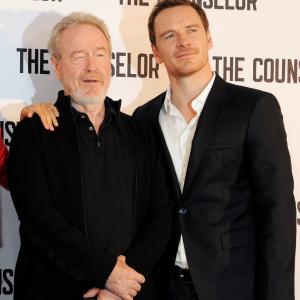 Ridley Scott and Michael Fassbender at event of Patarejas 2013