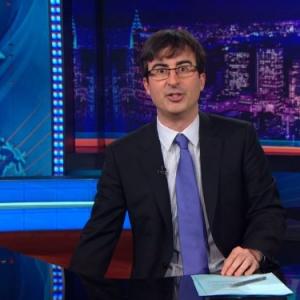 Still of John Oliver in The Daily Show 1996