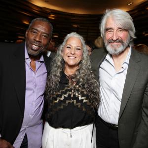 Ernie Hudson Sam Waterston and Marta Kauffman at event of Grace and Frankie 2015