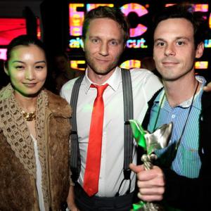 Kathleen Luong Alex Holdridge and Scoot McNairy at Spirit Awards with In Search of a Midnight Kiss
