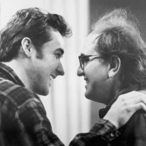 Still of John Cusack and Ramn Menndez in Money for Nothing 1993