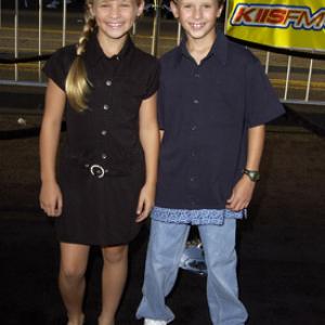 Jenna Boyd and Cayden Boyd at event of Smokingas 2002