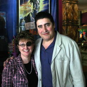 Suzanne Lyons and Alfred Molina