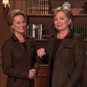 Still of Hillary Clinton and Amy Poehler in Saturday Night Live 1975