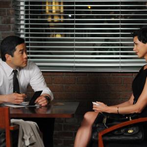 Still of Morena Baccarin and Tim Kang in Mentalistas 2008