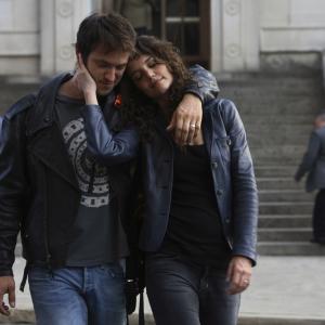 Still of Katie Holmes and Adam Rothenberg in Mad Money 2008