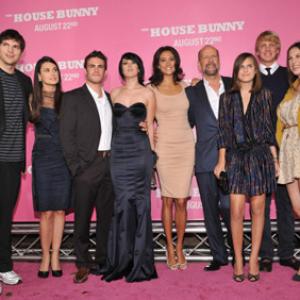 Demi Moore, Bruce Willis, Ashton Kutcher, Rumer Willis, Emma Heming and Micah Alberti at event of The House Bunny (2008)