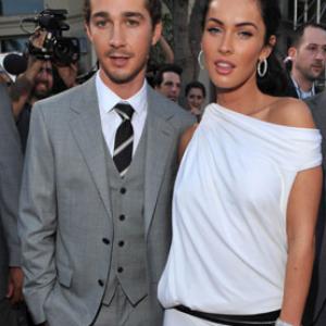 Shia LaBeouf and Megan Fox at event of Transformers Revenge of the Fallen 2009
