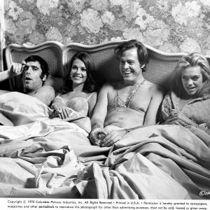 Still of Natalie Wood, Dyan Cannon, Elliott Gould and Robert Culp in Bob & Carol & Ted & Alice (1969)