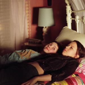 Still of Sofia Vassilieva and Abigail Breslin in My Sisters Keeper 2009