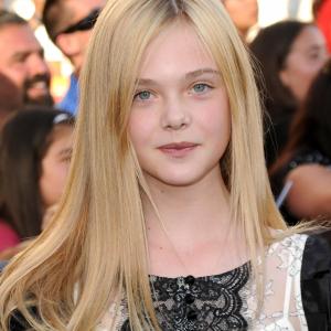 Elle Fanning at event of The Twilight Saga: Eclipse (2010)