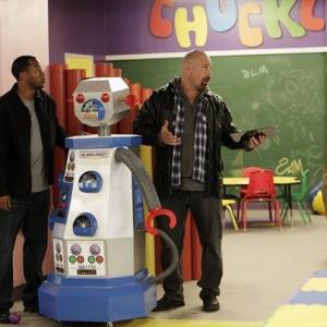 Still of Damon Wayans Jr and Bruno Amato in Happy Endings 2011