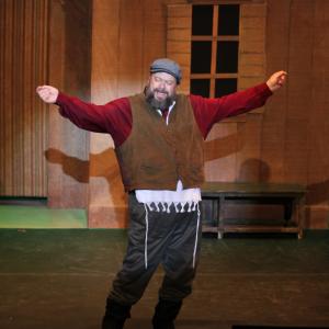 Christopher Chisholm as Tevye in Fiddler on the Roof.