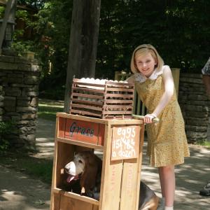 Still of Abigail Breslin in Kit Kittredge: An American Girl (2008)