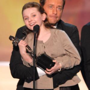 Greg Kinnear and Abigail Breslin at event of 13th Annual Screen Actors Guild Awards (2007)