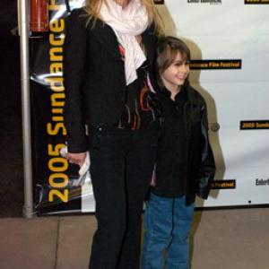 Kyra Sedgwick and Dominic Scott Kay at event of Loverboy 2005