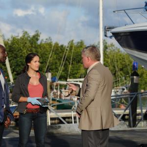 Still of Anthony Michael Hall, Morris Chestnut and Jaina Lee Ortiz in Rosewood (2015)