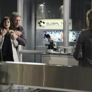 Still of Anthony Michael Hall Julie Benz and Autumn Reeser in No Ordinary Family 2010