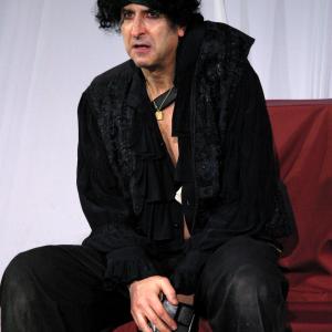 Claudio Laniado as Richard in Richard III