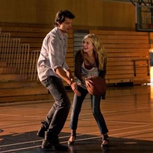 Still of Kristoffer Polaha and Britt Robertson in Life Unexpected 2010