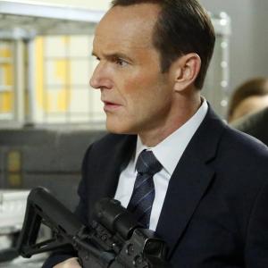 Still of Clark Gregg and Cobie Smulders in Agents of SHIELD 2013