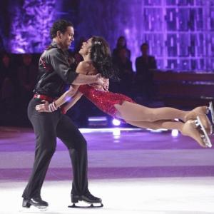 Still of Bethenny Frankel and Ethan Burgess in Skating with the Stars 2010