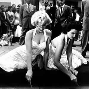 M. Monroe & Jane Russell 1953