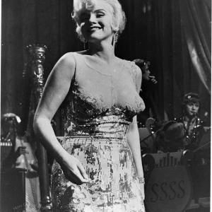 Still of Marilyn Monroe in Dziaze tik merginos 1959