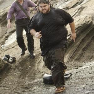 Still of Michael Emerson and Jorge Garcia in Dinge 2004