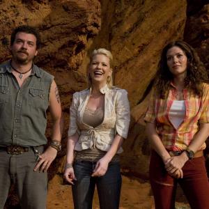 Danny McBride Anna Friel and Carrie Keagan on the set Land of the Lost