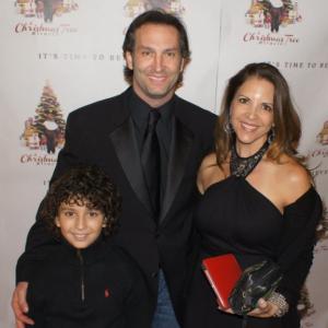 Kevin Sizemore, Gina Lombardi & Gunnar Sizemore at the world premier of 