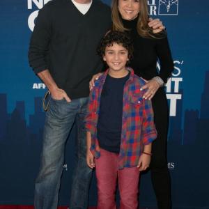 Kevin Sizemore Gina Lombardi  Gunnar Sizemore at the Moms Night Out premiere