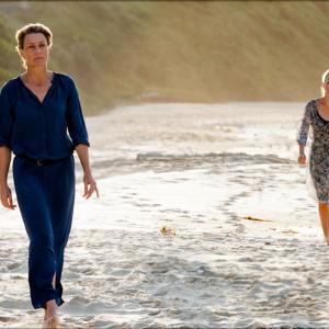 Still of Robin Wright and Naomi Watts in Perfect Mothers 2013
