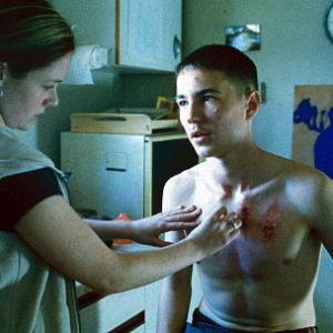 Still of Martin Compston and Annmarie Fulton in Sweet Sixteen 2002