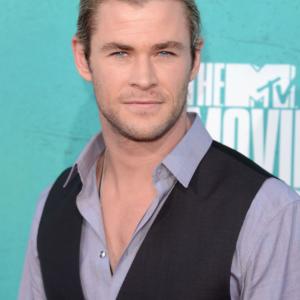 Chris Hemsworth at event of 2012 MTV Movie Awards 2012