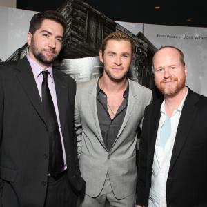 Joss Whedon, Chris Hemsworth and Drew Goddard at event of Namas girios gludumoj (2012)