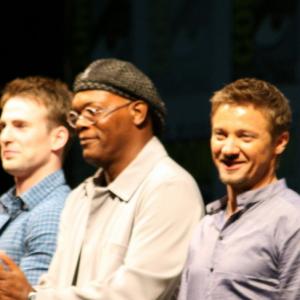 Samuel L. Jackson, Chris Evans, Jeremy Renner, Mark Ruffalo and Chris Hemsworth at event of Kersytojai (2012)