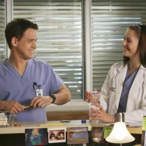 Still of Chyler Leigh and T.R. Knight in Grei anatomija (2005)