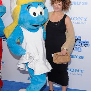 Amy Pascal at event of Smurfai 3D 2011